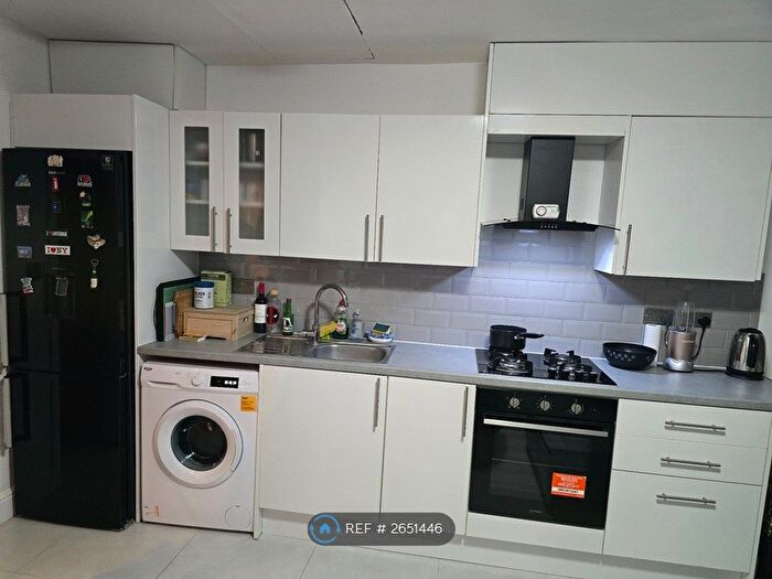 1 Bedroom Flat To Rent In Tynemouth Drive, London, EN1