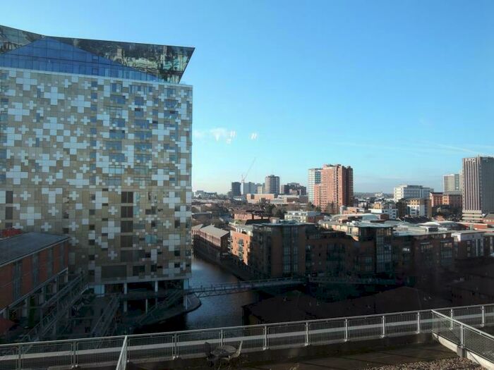1 Bedroom Apartment To Rent In The Cube, Wharfside Street, Birmingham, B1