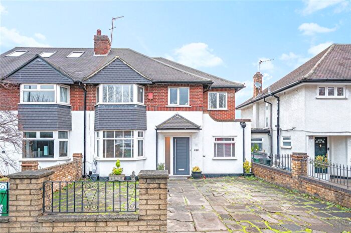 4 Bedroom Semi Detached House For Sale In Staines Road, Twickenham, TW2