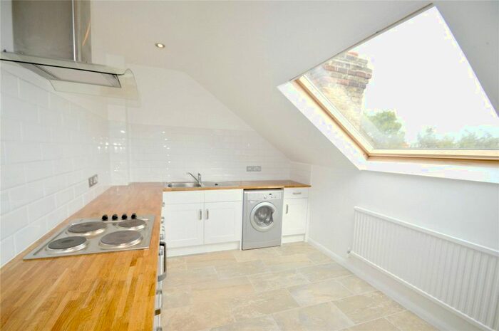 1 Bedroom Flat To Rent In Rymer Road, Addiscombe, Croydon, CR0