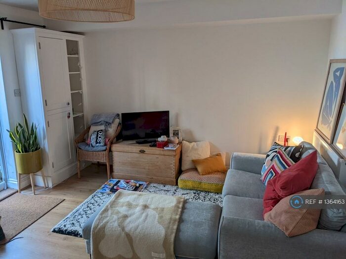 1 Bedroom Flat To Rent In Bishopston, Bristol, BS7