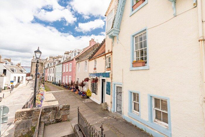 2 Bedroom Flat To Rent In East Terrace, South Queensferry, Midlothian, EH30