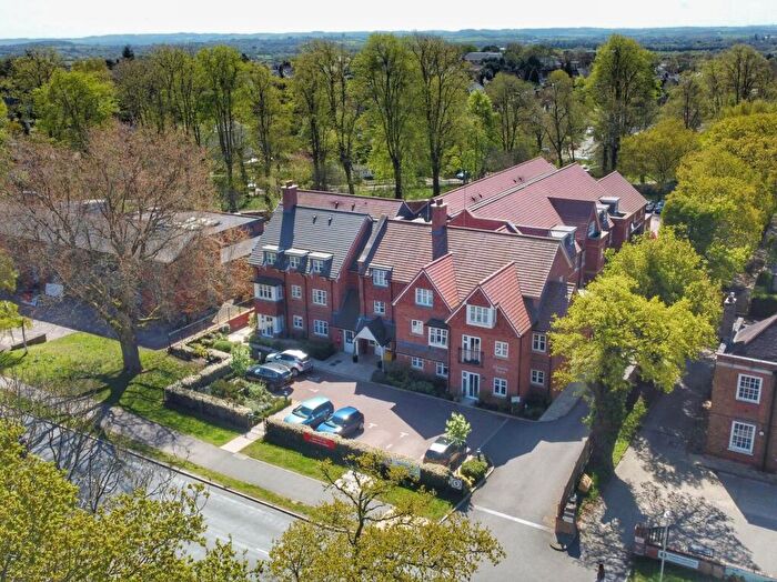 2 Bedroom Apartment For Sale In Woburn Street, Ampthill, Bedford, MK45