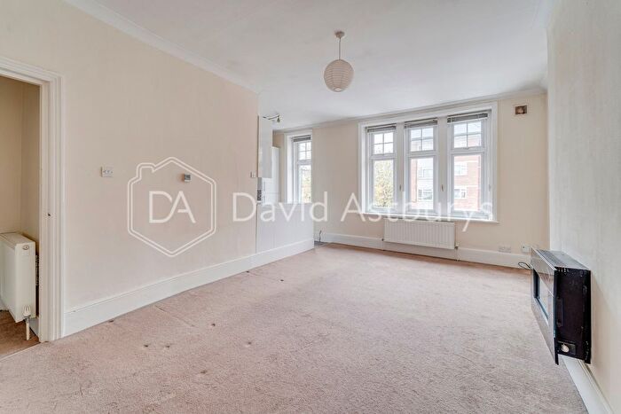1 Bedroom Flat To Rent In Palmerston Road, Wood Green, London, N22