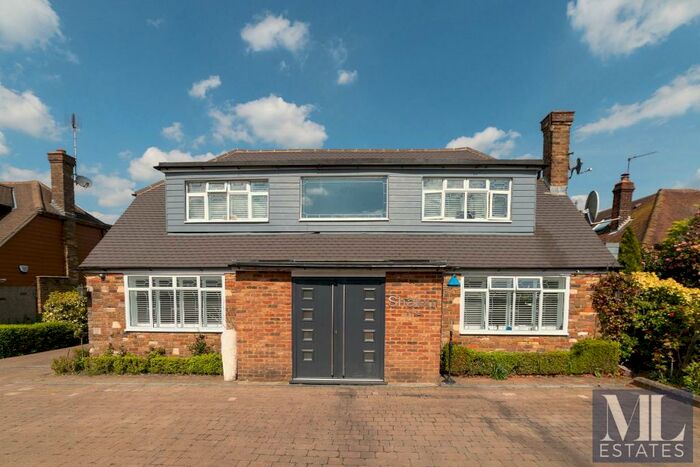 4 Bedroom Detached House For Sale In Northaw Road West, Northaw, EN6