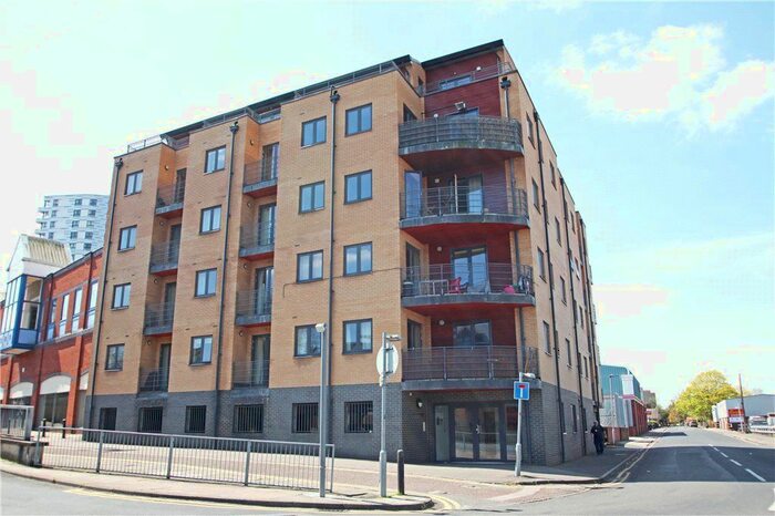 1 Bedroom Flat To Rent In The Chatham, Thorn Walk, Reading, Berkshire, RG1