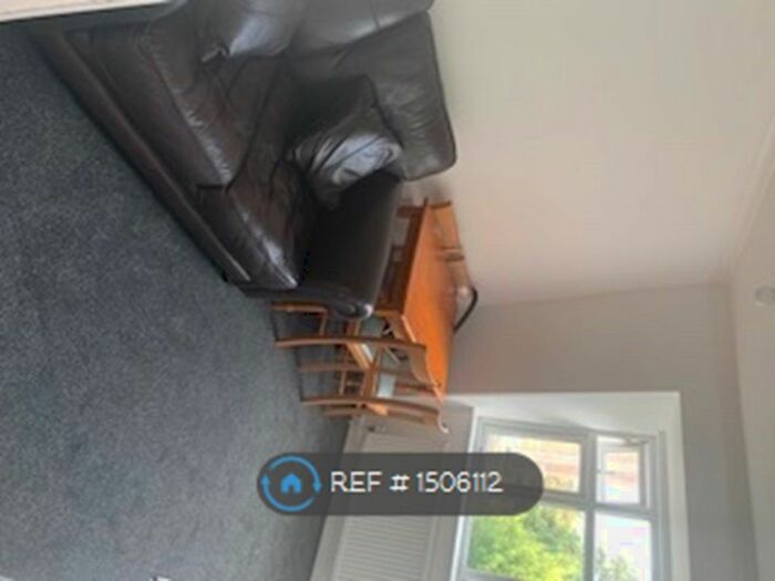 1 Bedroom Flat To Rent In Cranbrook Road, Ilford, IG1
