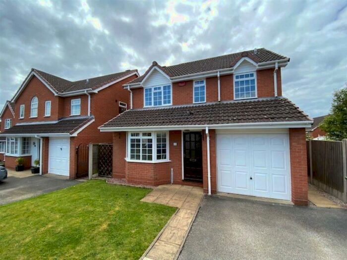 3 Bedroom Detached House To Rent In Phillips Close, Stone, ST15
