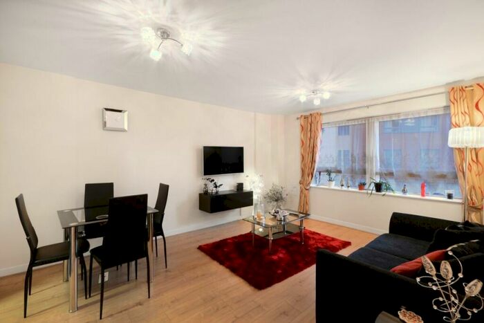 1 Bedroom Apartment To Rent In Burford Wharf Apartments, E15