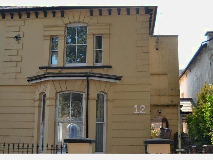 4 Bedroom Flat To Rent In The Walk, Roath, Cardiff, CF24