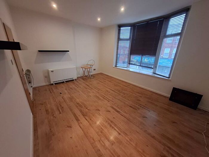 1 Bedroom Flat To Rent In South Road, Liverpool, L22