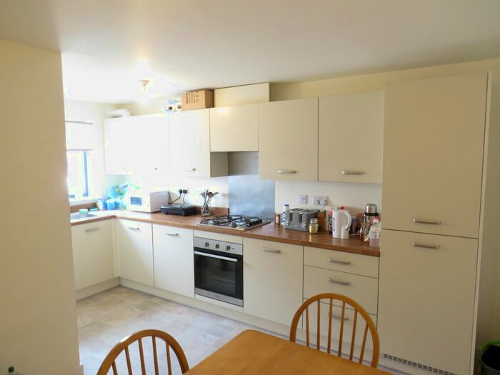 3 Bedroom Property To Rent In Woodfield Way, Balby, Doncaster DN4