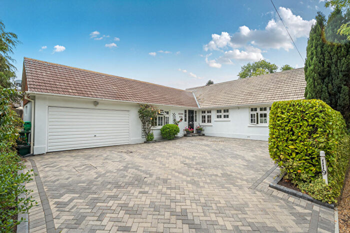 4 Bedroom Bungalow For Sale In Church Side, Epsom, KT18