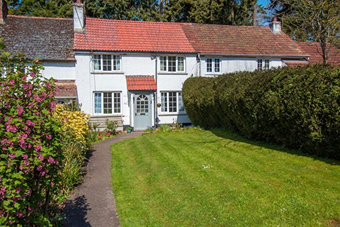 2 Bedroom Terraced House For Sale In West Hill Road, West Hill, EX11