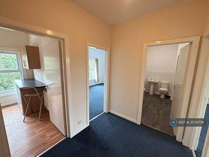 1 Bedroom Flat To Rent In Anlaby Road, Hull, HU3