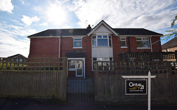 3 Bedroom Detached House For Sale In |Ref: |, Claremont Crescent, Southampton, SO15