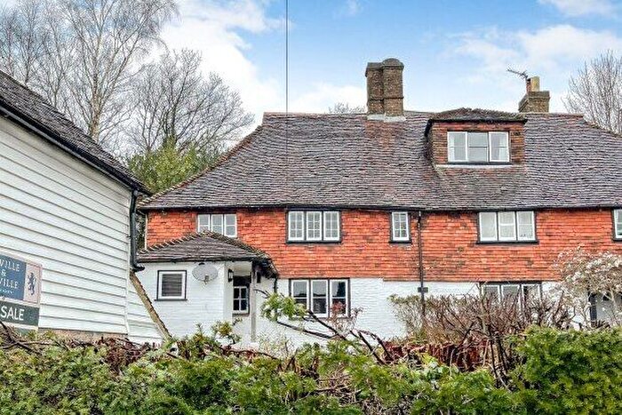 3 Bedroom Property To Rent In Fletching Street, Mayfield, TN20