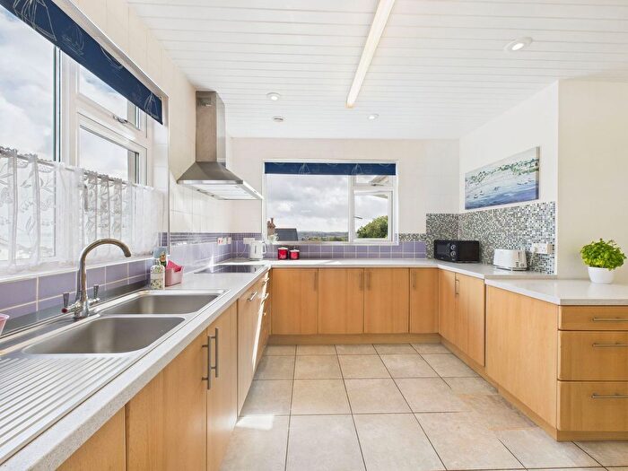 3 Bedroom Bungalow For Sale In Barcombe Heights, Preston, Paignton, TQ3