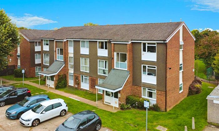 1 Bedroom Flat For Sale In Cuffley Court, Hemel Hempstead, HP2