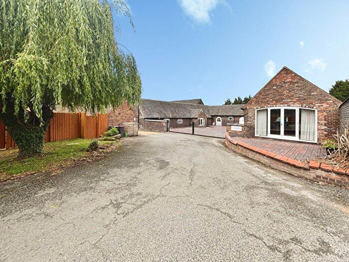 Detached House For Sale In The Courtyard At Bodymoor Green Farm, Coventry Road, Kingsbury., B78