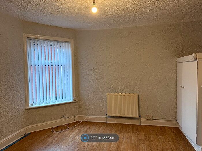 2 Bedroom Flat To Rent In Park Road, Blackpool, FY1