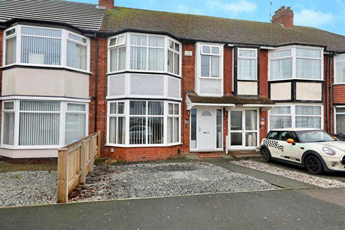 3 Bedroom Terraced House For Sale In Grammar School Road, Hull, HU5