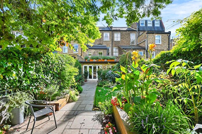 5 Bedroom Terraced House For Sale In Batoum Gardens, London, W6