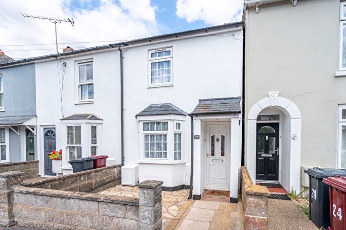 3 Bedroom Terraced House For Sale In Grove Road, Chichester, PO19