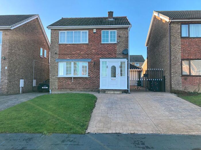 3 Bedroom Detached House To Rent In Chepstow Drive, Mexborough, S64