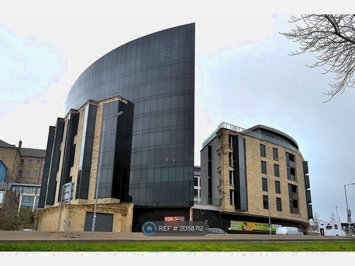 2 Bedroom Flat To Rent In The Gatehaus, Bradford, BD1