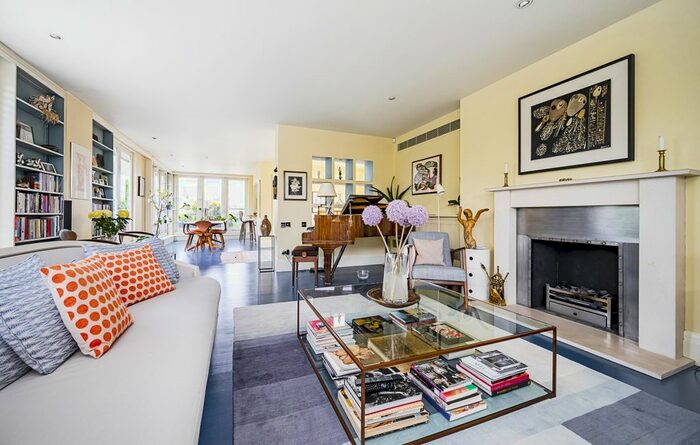 3 Bedroom Flat To Rent In Holbein Place, London, SW1W