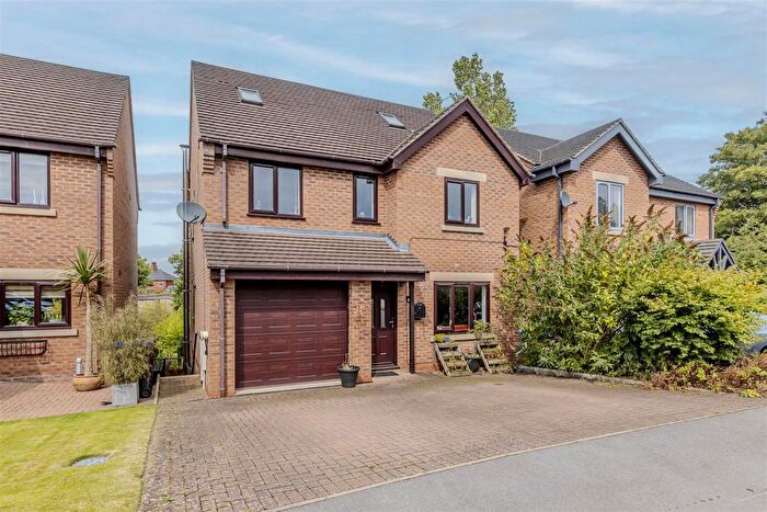 5 Bedroom Detached House For Sale In Meadow Close, Leek, Staffordshire, ST13