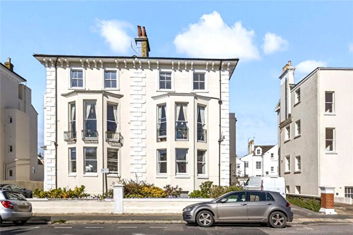 2 Bedroom Apartment To Rent In Medina Villas, Hove, East Sussex, BN3