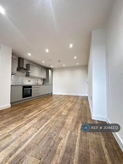 2 Bedroom Flat To Rent In Cleworth St, Manchester, M15