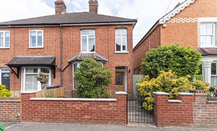 3 Bedroom Semi Detached House For Sale In Station Road, Chertsey, KT16
