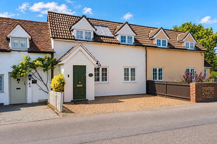3 Bedroom Terraced House For Sale In The Hill, Wheathampstead, St. Albans, Hertfordshire, AL4