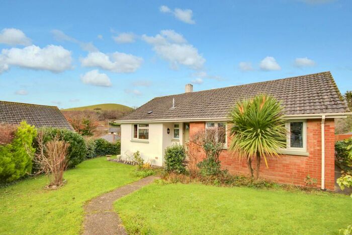 3 Bedroom Detached Bungalow For Sale In The Orchards, Swimbridge, EX32