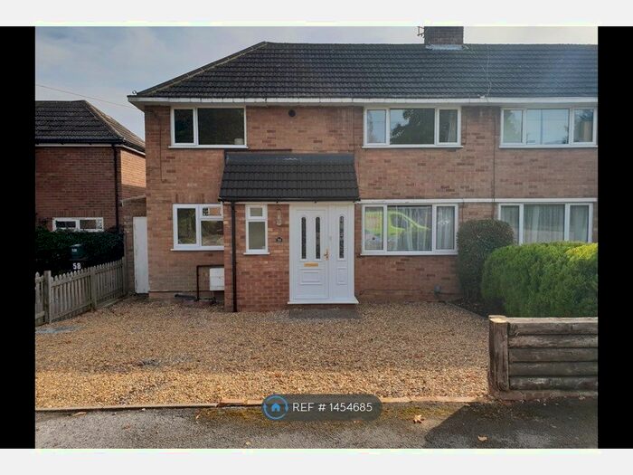 4 Bedroom Semi-Detached House To Rent In Grove Avenue, Harpenden, AL5