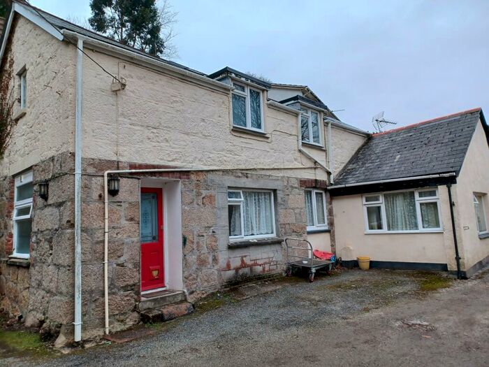 2 Bedroom Flat To Rent In St Austell, PL25