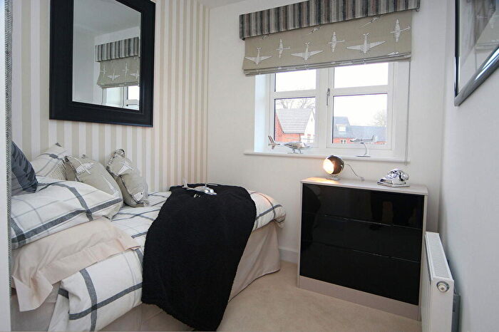 3 Bedroom Semi-Detached House For Sale In Wheatsheaf Road, Wimborne Minster, BH21