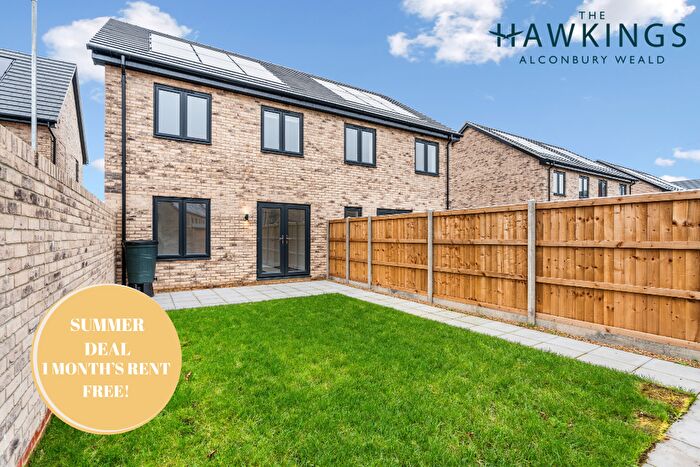 3 Bedroom Semi-Detached House To Rent In The Hawkings, Cambridgeshire, PE28