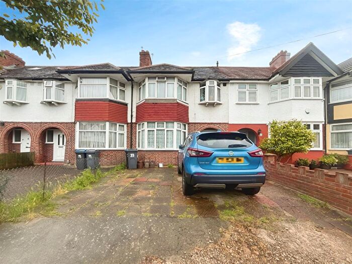 3 Bedroom Property To Rent In Windermere Avenue, Merton Park, SW19