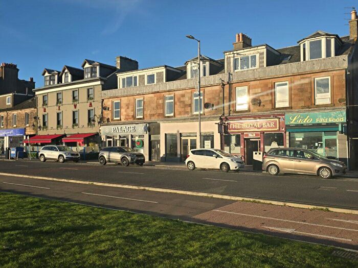 1 Bedroom Flat To Rent In West Clyde Street Flat / Helensburgh, G84