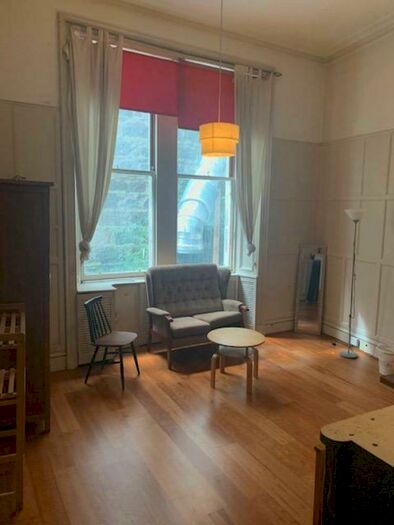 4 Bedroom Flat To Rent In Bridge Street, Aberdeen, AB11