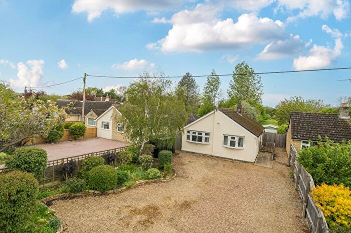 2 Bedroom Detached Bungalow For Sale In Lower End, Piddington, Oxfordshire, OX25