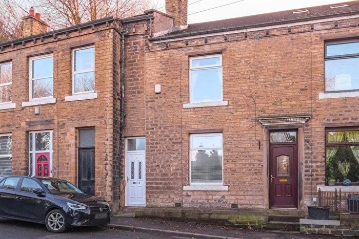 2 Bedroom Terraced House For Sale In Saddleworth Road, Greetland, Halifax, HX4