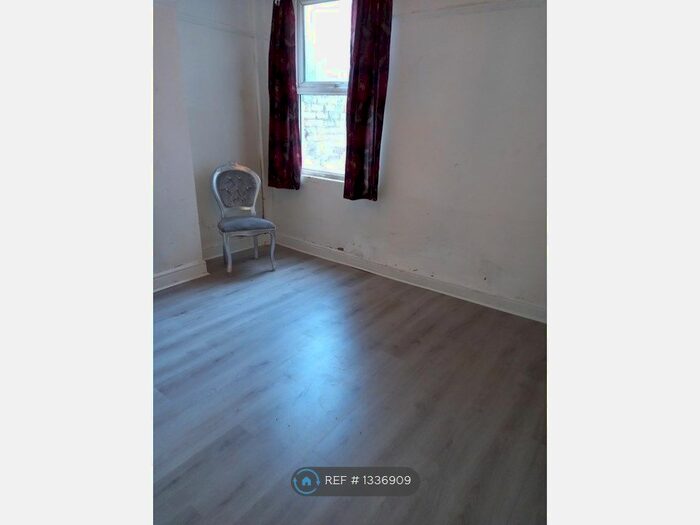 3 Bedroom End Of Terrace House To Rent In Nixon Street, Liverpool, L4