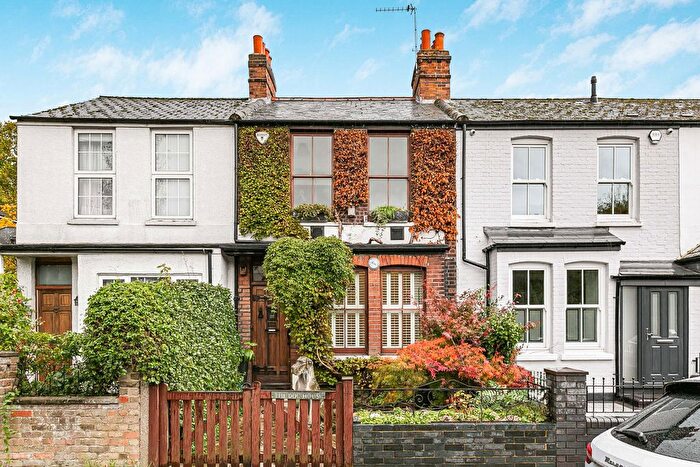 3 Bedroom Terraced House For Sale In Nursery Road, Sunbury-On-Thames, Surrey, TW16