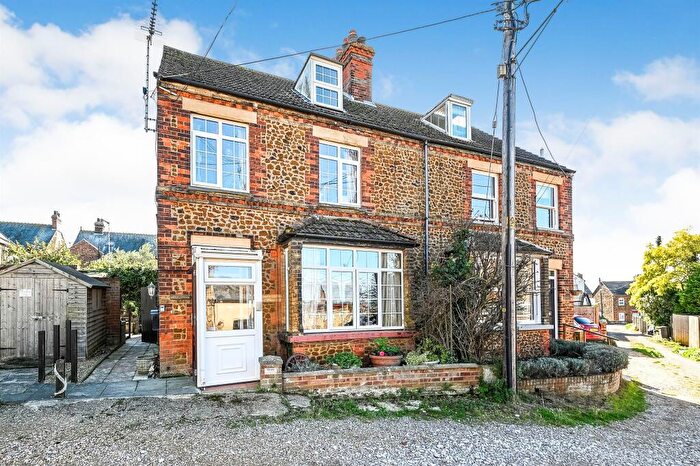 4 Bedroom Detached House For Sale In Chapel Lane, Hunstanton, PE36