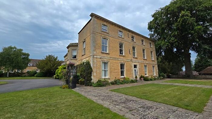 2 Bedroom Flat To Rent In Over 's @ Tixover Grange, Nr Stamford, PE9